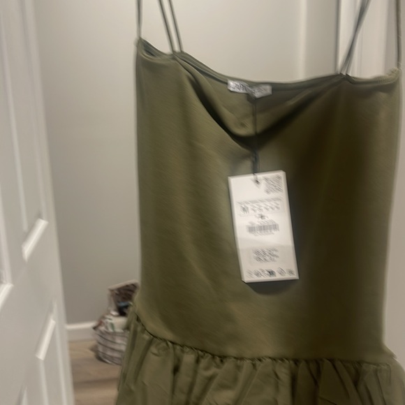 This is Zara army green tank shirt brand new - Picture 2 of 3
